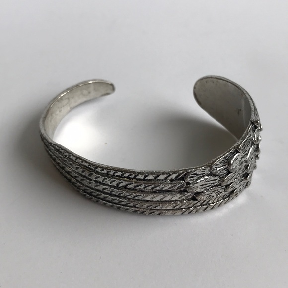 Lucky Brand Angel Wing Silver tone Cuff Bracelet - Picture 6 of 7